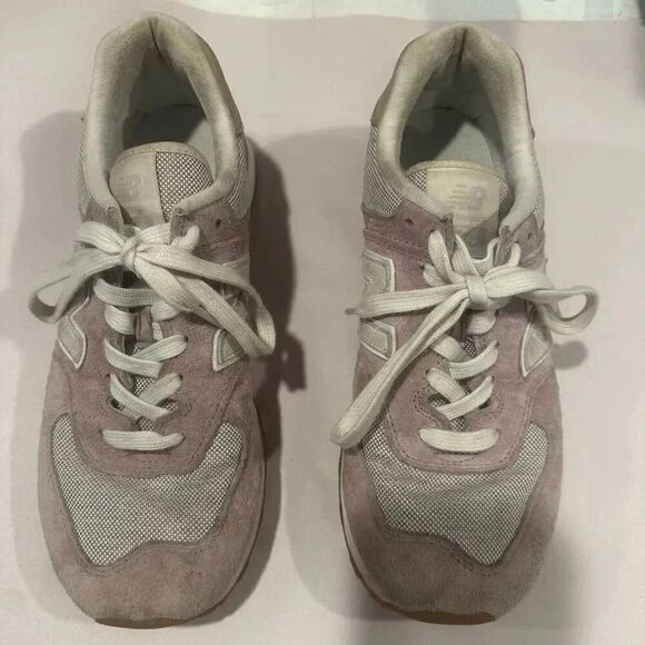 New Balance 574 Purple and Beige Tennis Shoes Size 10 - Picture 2 of 6